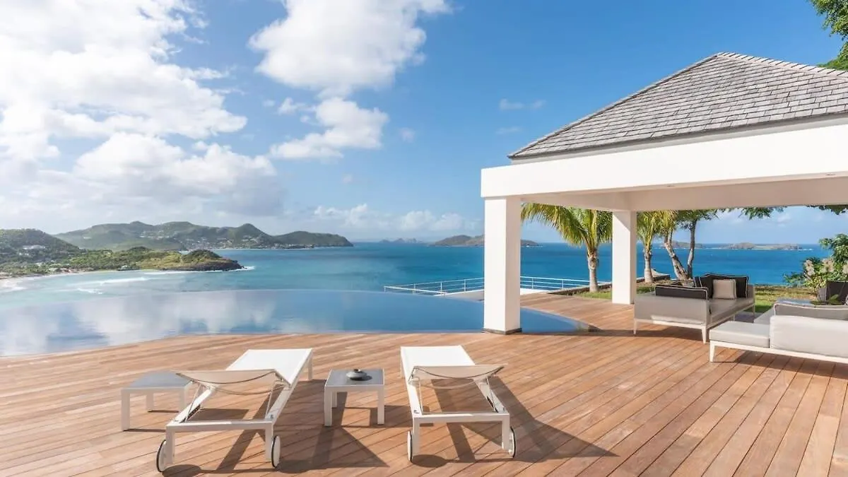 Grand Classic Villa with Stunning Islands Views Quartier de Lorient 圣巴泰勒米