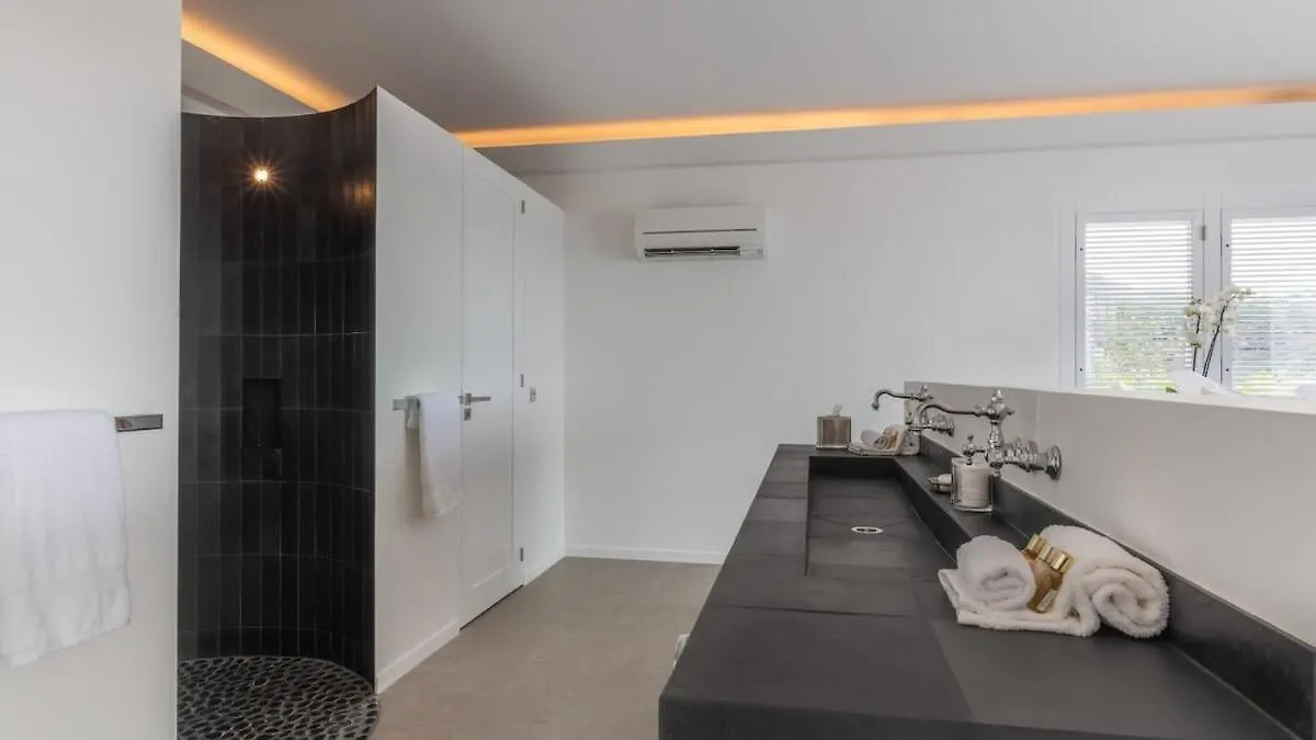 Quartier de Lorient Grand Classic Villa With Stunning Islands Views סיינט ברתולומיאו